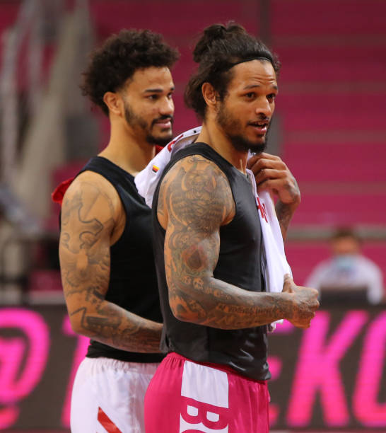 尤其是在篮 尤其是在篮