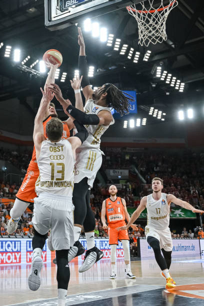 单场对决中 单场对决中