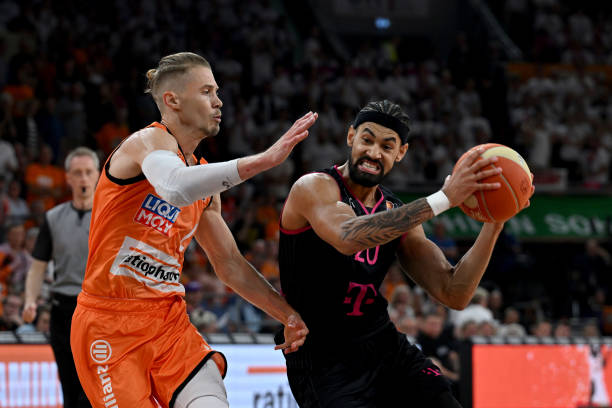 而是一场足 而是一场足